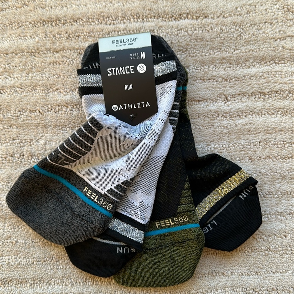 2 Pairs of Stance Run Socks Athleta Feel 360 Performance Tab Ankle Height Black